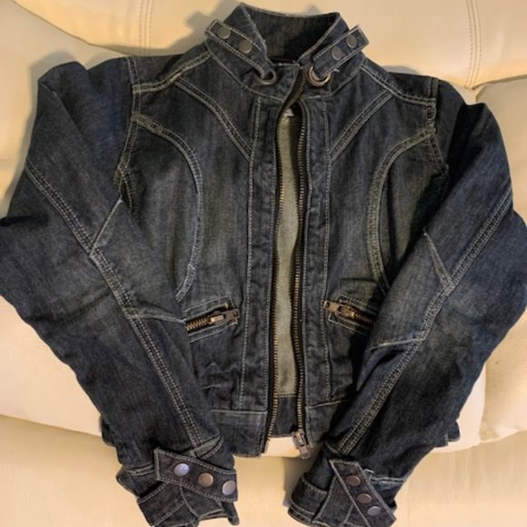 Dollhouse Crop Distressed Jean Jacket - Excellent Condition - Picture 8 of 10